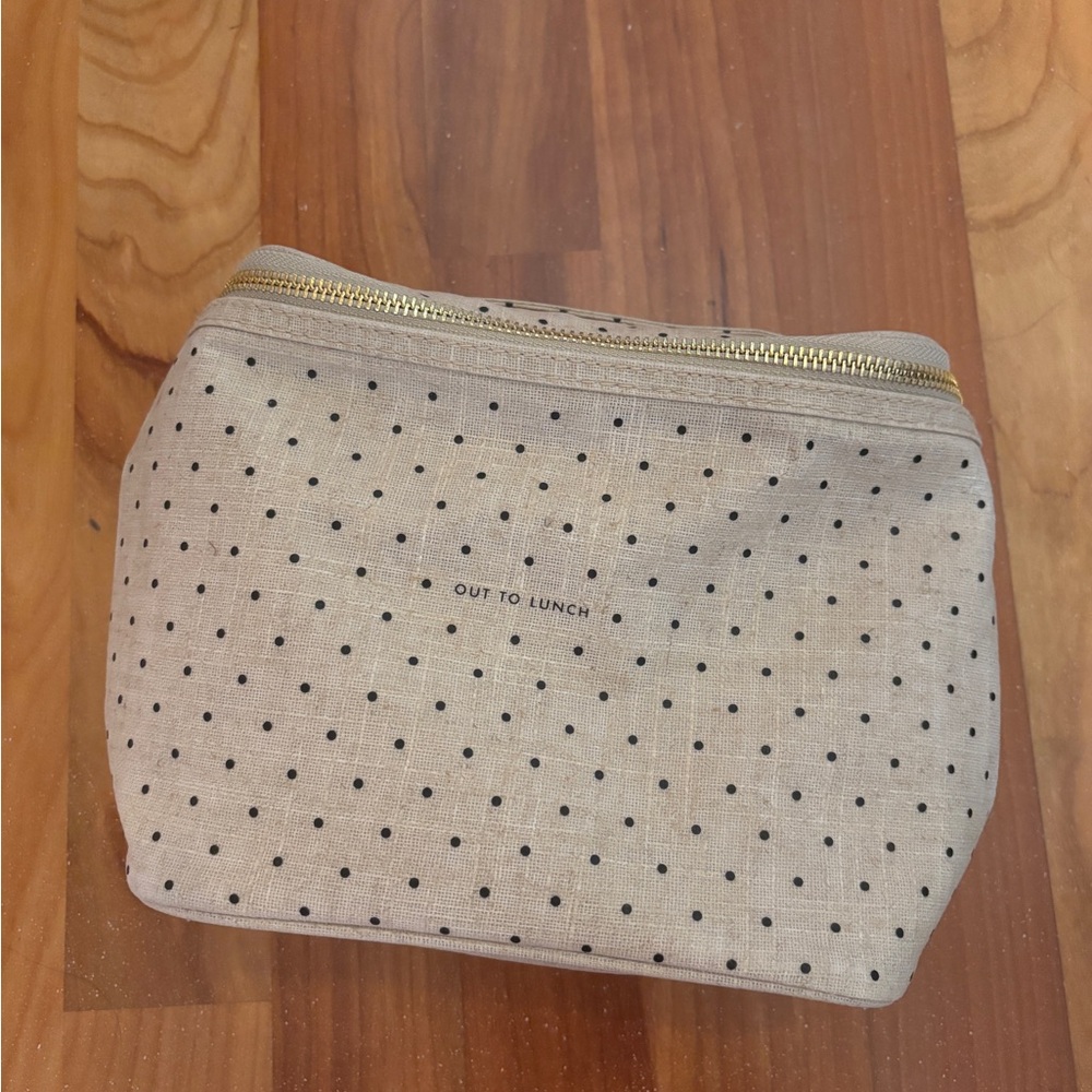 Kate Spade New York Insulated “Out to Lunch” Lunch Bag w/ Handle & Gold Zippers.